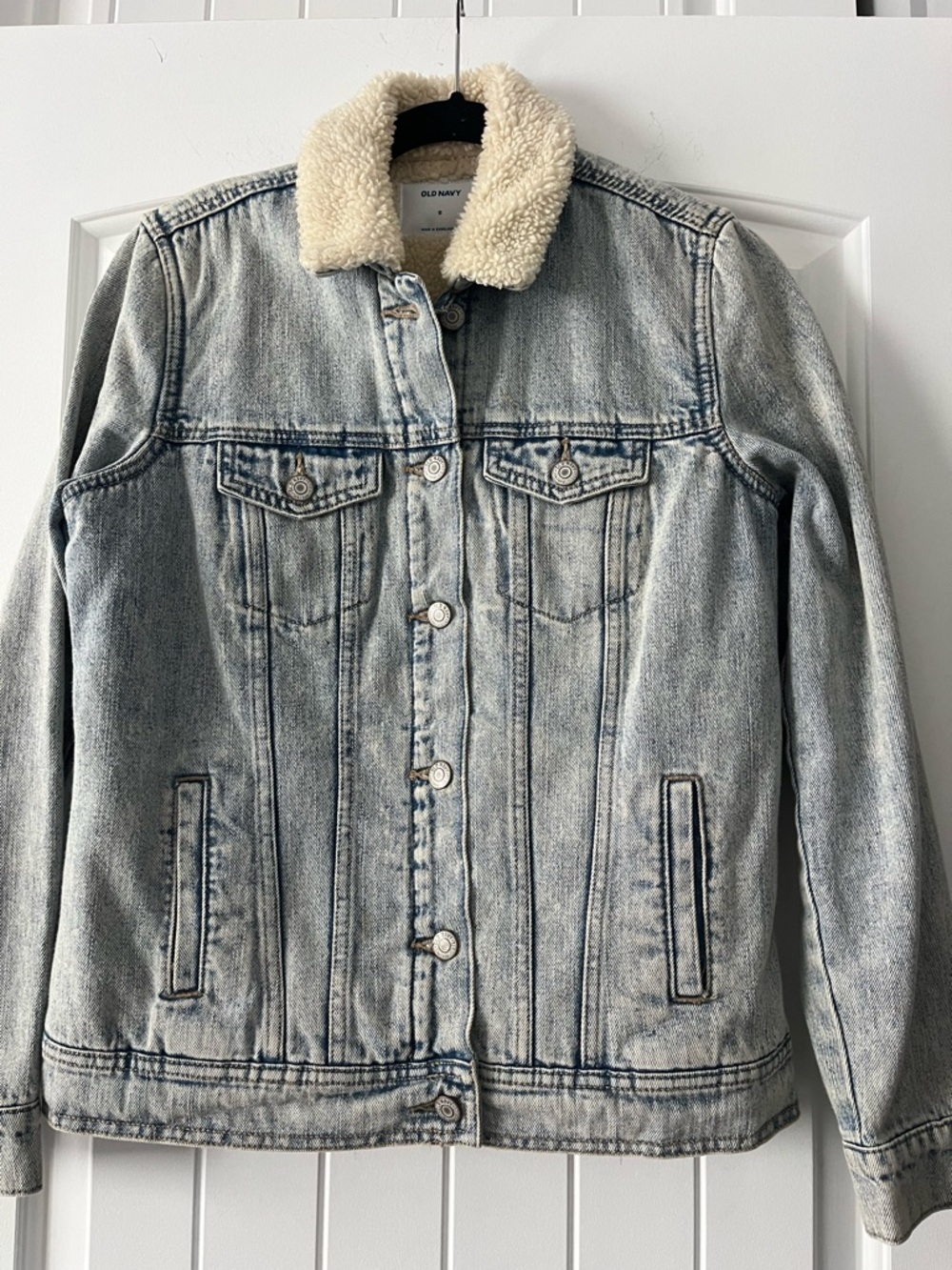 Old Navy Light Blue Washed Denim Jacket with Cream Sherpa Collar